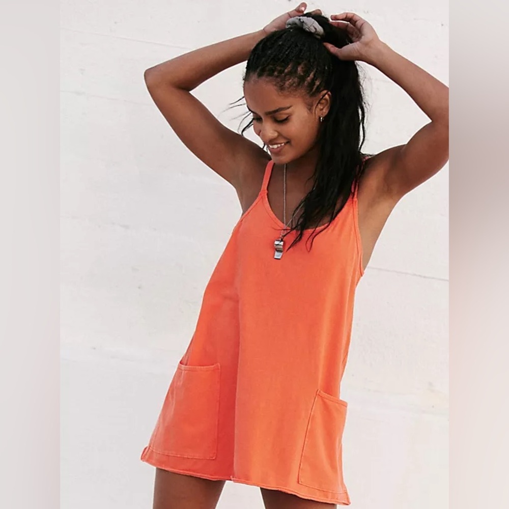 FREE PEOPLE HOT SHOT MINI DRESS 🧡 *IR